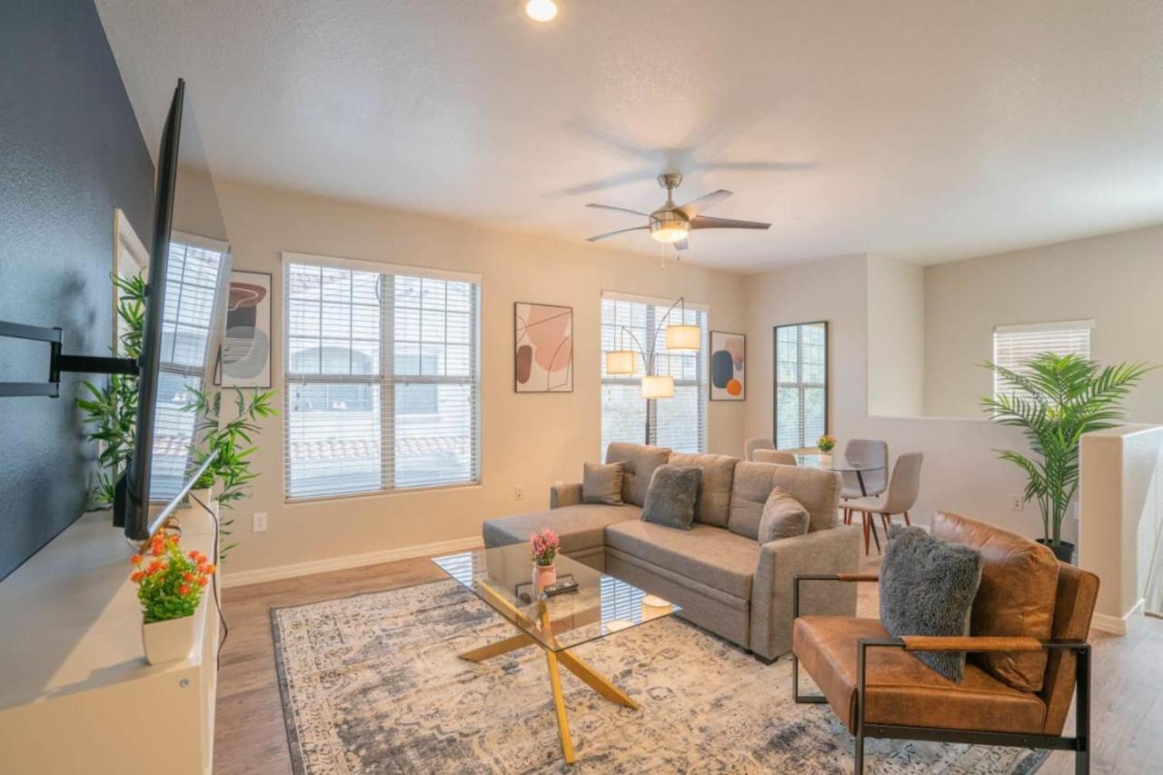 Posh 2Bd - Midtown - Gym, Pool, W-D, Parking - Sleeps 8 Phoenix Exterior foto